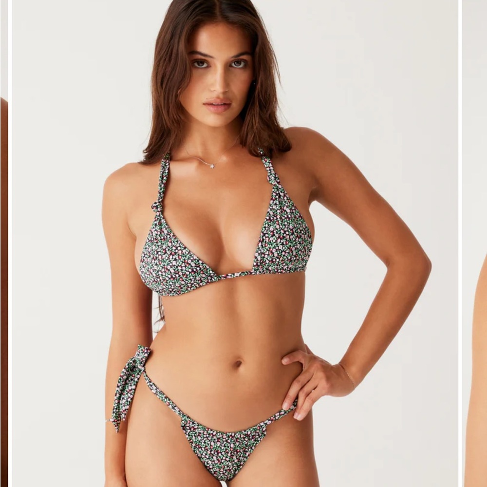 Frankies Bikinis Kealy Bikini Set Medium NWT